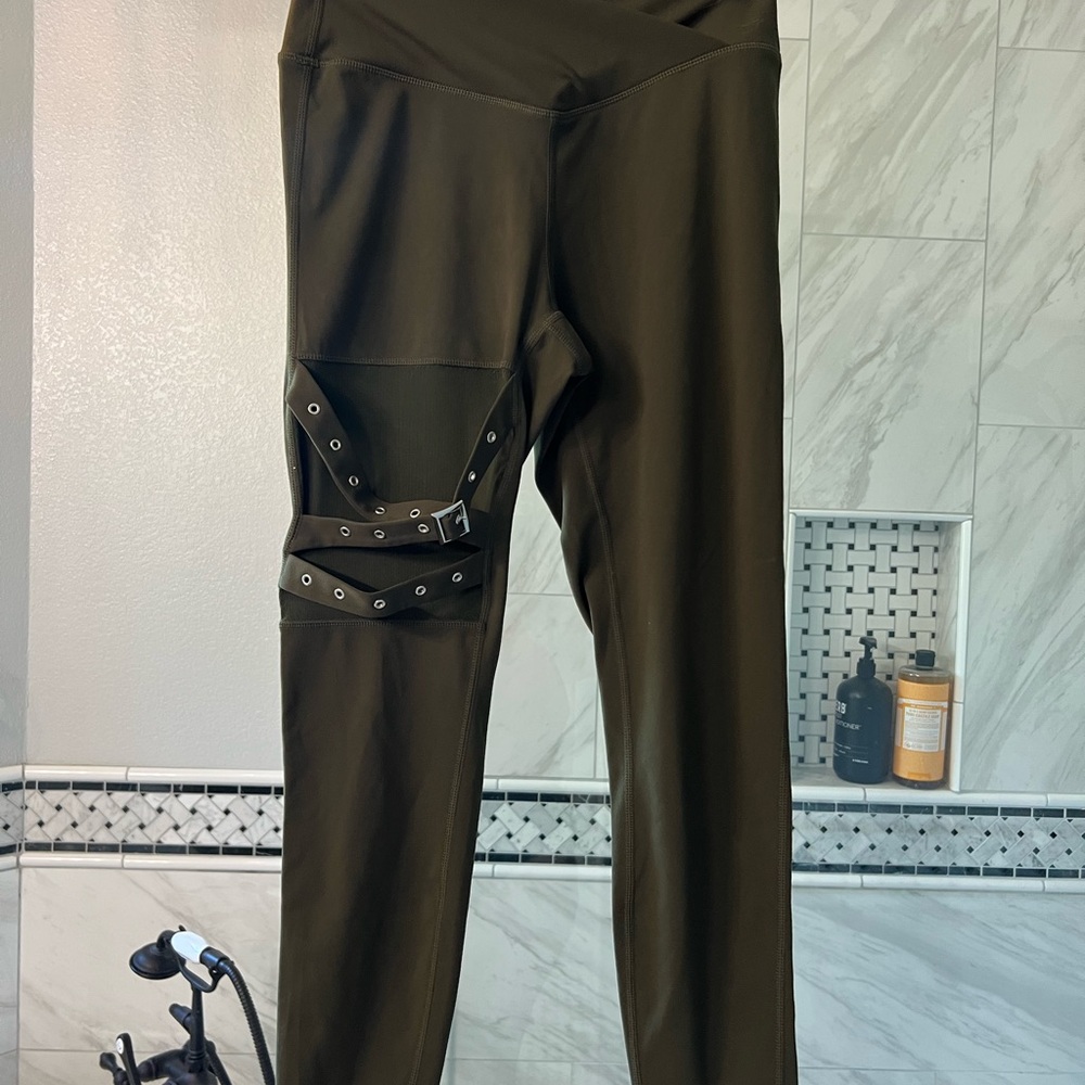 HALARA Olive Green 7/8 Leggings with Strap/Buckle Detail